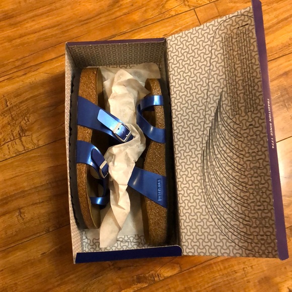 Birkenstock Shoes - Birkenstock Mayari Blue color pop sandles 💥